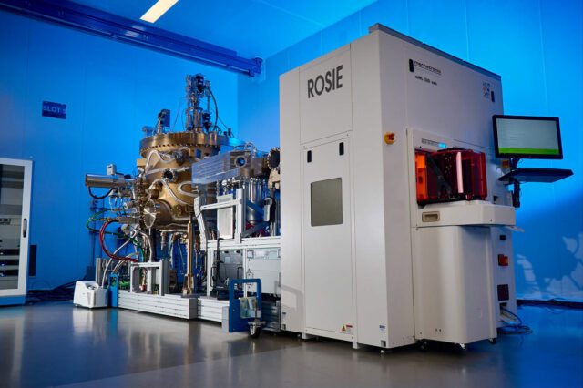 ROSIE -  Riber Oxide Silicon Epitaxy